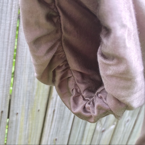 Banana Republic · V-neck Top w/ Puff Sleeves Sz M - Picture 6 of 8